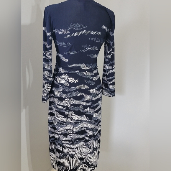 BCBGMAXAZRIA Adele Navy Wrap Dress Women's Size XS - Picture 9 of 10